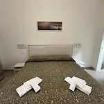 Dimora Lara Pensionat Monopoli
