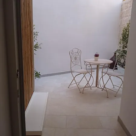 Dimora Lara 3*