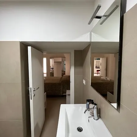 Dimora Lara Maison d'hôtes 3*